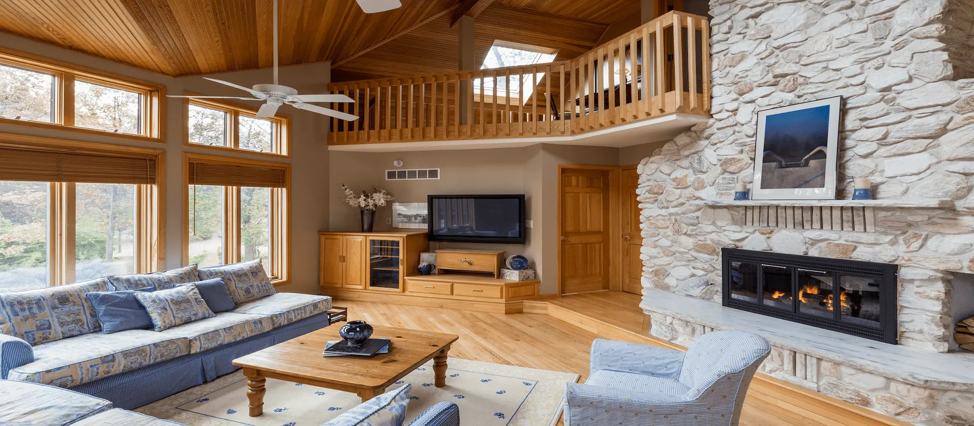 Chalet Le Grazie | Peaceful Hillside Chalet with Sea Views in Italy