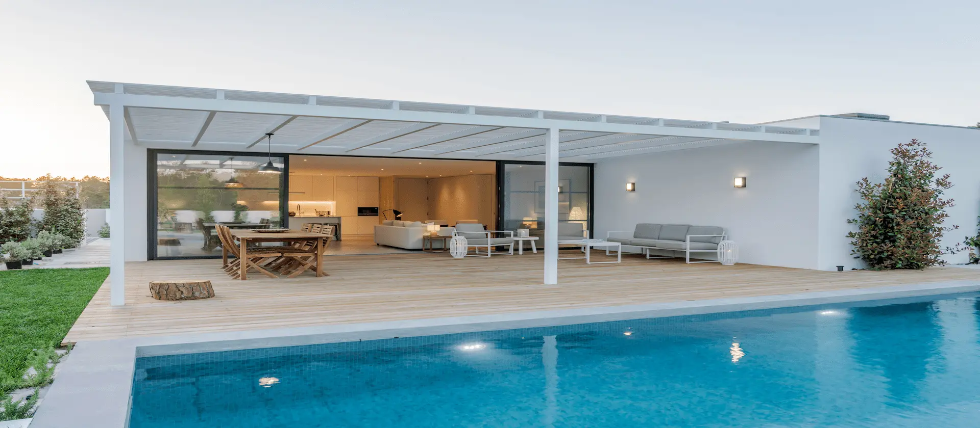 Villa Les Rocailles | Seaside Charm on the Côte d’Azur